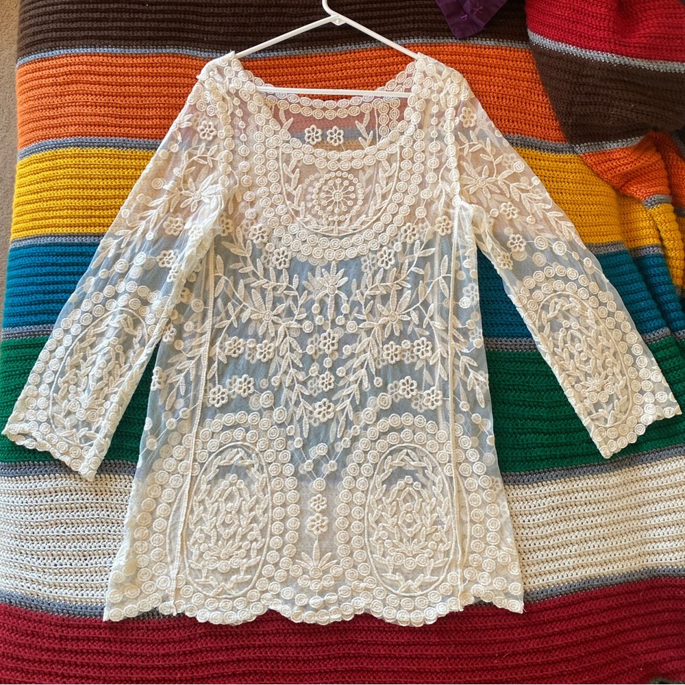 Knockoff vintage-style lace cover-up